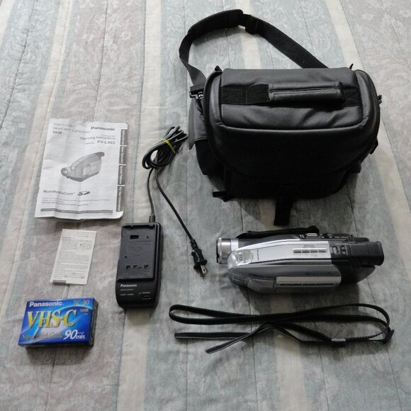 Panasonic Palmcorder MultiCam Camcorder Model PV-L453